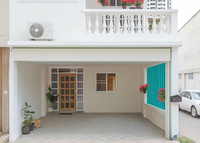 Large House In The Middle Of Sukhumvit 22 For Family 度假居 曼谷
