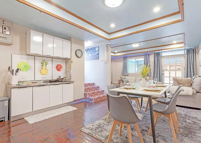 Large House In The Middle Of Sukhumvit 22 For Family
