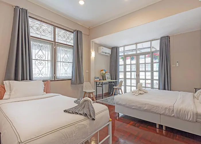Large House In The Middle Of Sukhumvit 22 For Family *