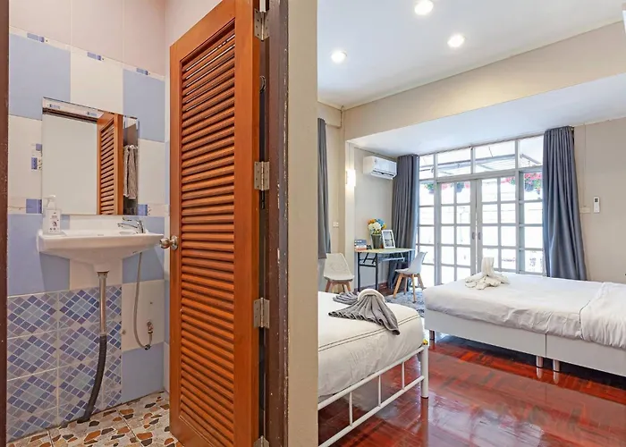 度假居 Large House In The Middle Of Sukhumvit 22 For Family