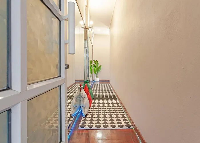 Large House In The Middle Of Sukhumvit 22 For Family * 曼谷
