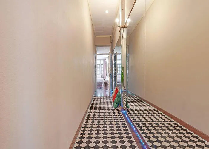 度假居 Large House In The Middle Of Sukhumvit 22 For Family 曼谷