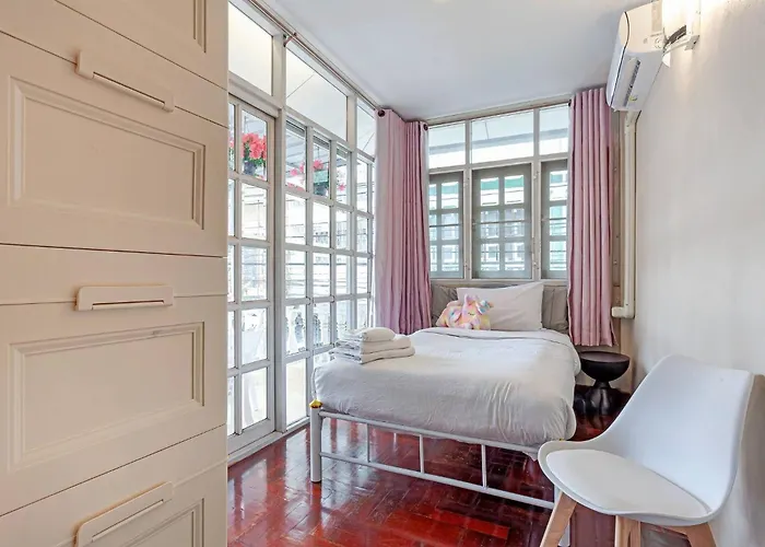 Large House In The Middle Of Sukhumvit 22 For Family 曼谷