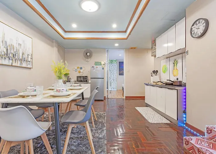 Large House In The Middle Of Sukhumvit 22 For Family 度假居 曼谷