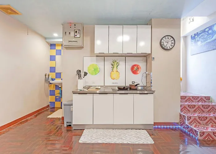 Large House In The Middle Of Sukhumvit 22 For Family * 曼谷