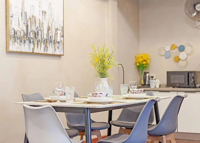 度假居 Large House In The Middle Of Sukhumvit 22 For Family *